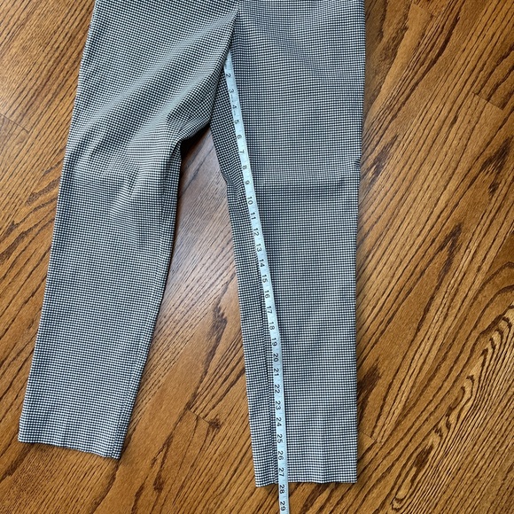 Checkered Pull On Black and White Ankle Pants - Picture 6 of 7